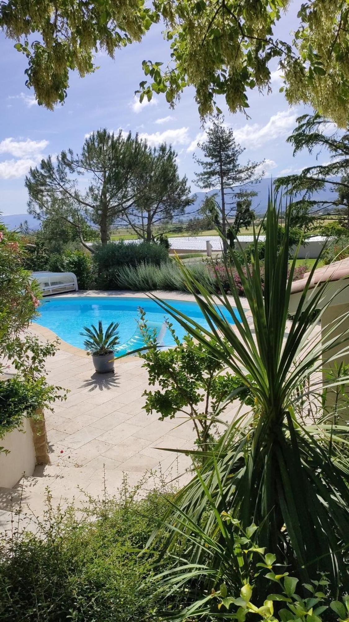 La Villa Moursoise 4 Etoiles Экстерьер фото