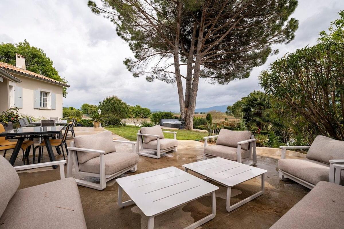 La Villa Moursoise 4 Etoiles Экстерьер фото