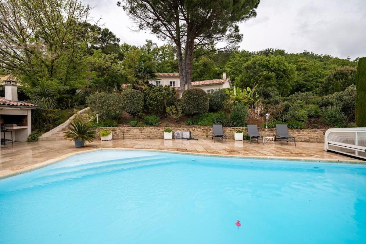 La Villa Moursoise 4 Etoiles Экстерьер фото