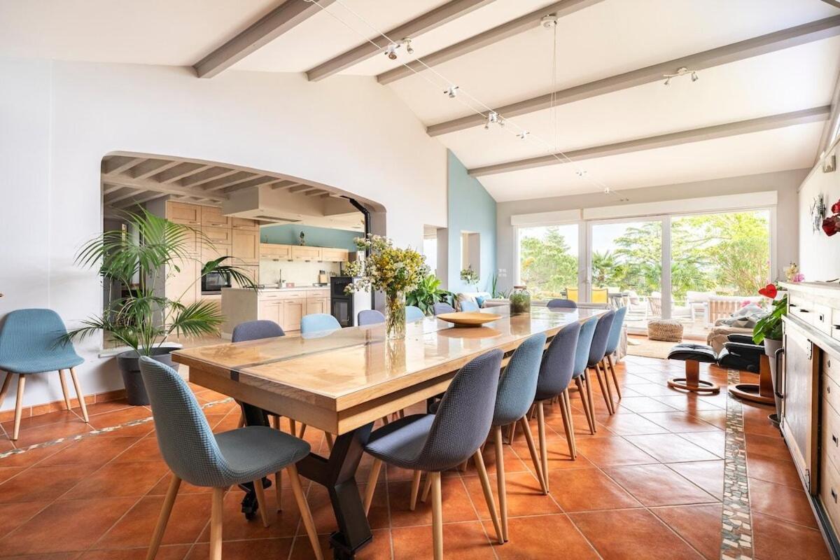 La Villa Moursoise 4 Etoiles Экстерьер фото