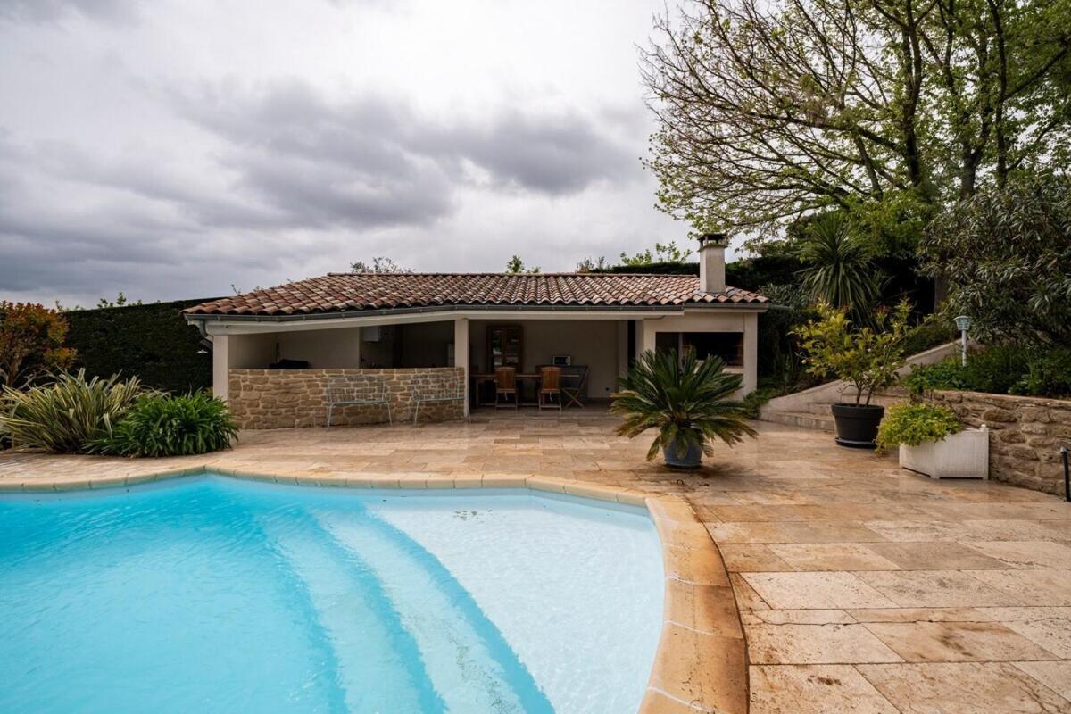 La Villa Moursoise 4 Etoiles Экстерьер фото